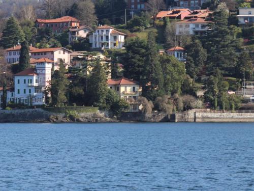  Holiday Home Sul Lago by Interhome in Laveno-Mombello