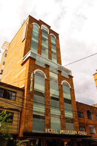 hotel medellin gold, Medellín