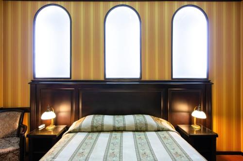 Attache & Tiso Hotel, Kyiv (photo 11)