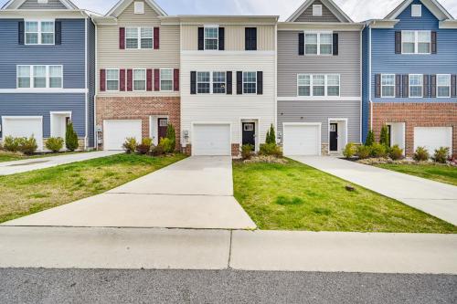 Lovely Townhome Near Museum and Historic Sites!