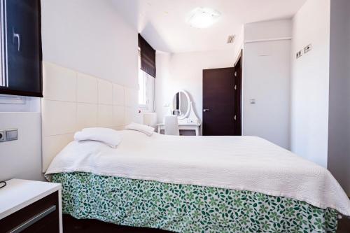 Apartment with Sea View image 4