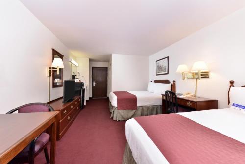 Americas Best Value Inn Somerville Texas - image 5