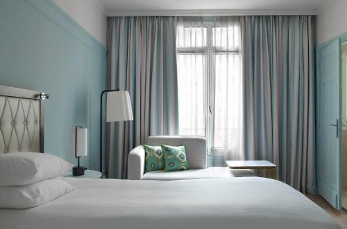 Paris Marriott Opera Ambassador Hotel - image 9