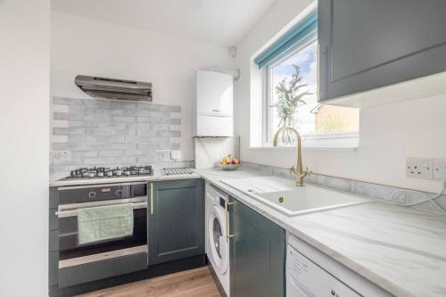 Victorian Cottage, Close 2 All The Sights, Parking - By Tempstay, Windsor (foto 10)