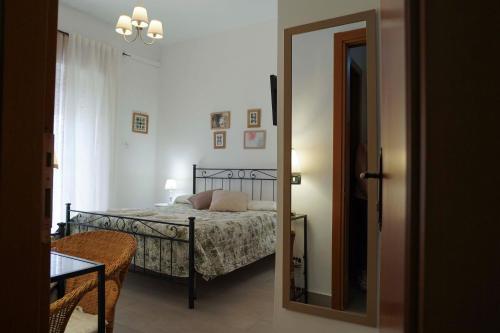 Anthea - image 7