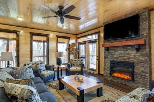 Grands Mountain House New Build w Private Pool thumb 4