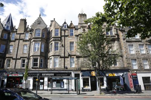 Fabulous 5 Double Bedroom Edinburgh Old Town apartment, Edinburgh (fotografie 7)