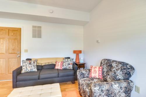 Cozy Marlinton Vacation Rental: Downtown Location! in Marlinton