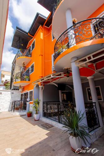 Clos d'Or, Appartements meublés Douala Makepé