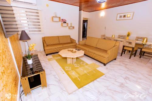 Clos d'Or, Appartements meublés Douala Makepé