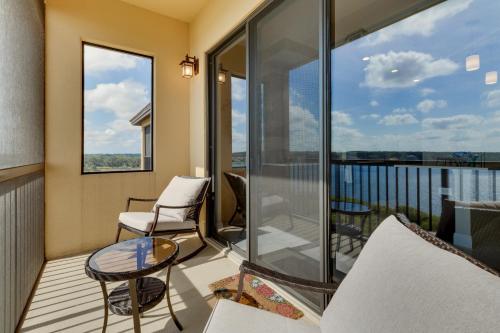 Montverde Condo with Pool Access and Lake Views in Winter Garden