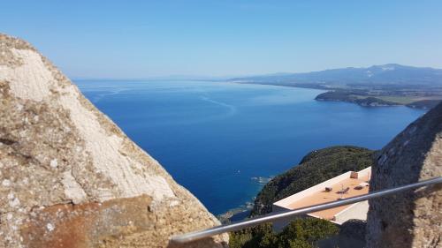 Borgo di Populonia-Baratti