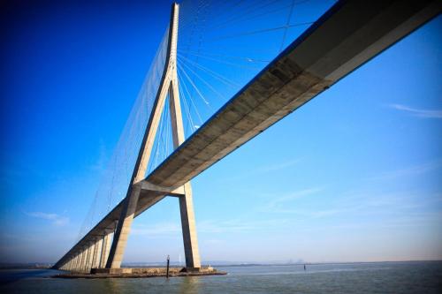 Le Cocon Aux Portes d'Honfleur - Vue sur le pont de Normandie - Hyper Centre - Fibre Internet