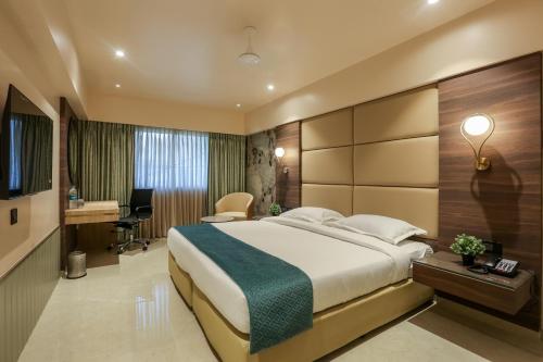 Double room, club