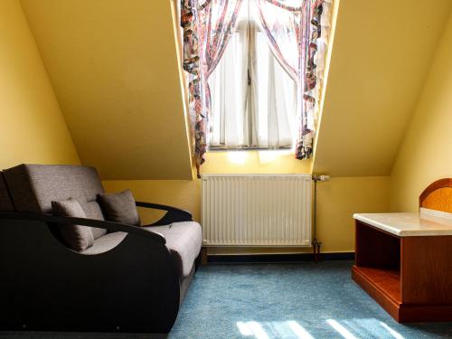 Offi Haz Hotel - image 13