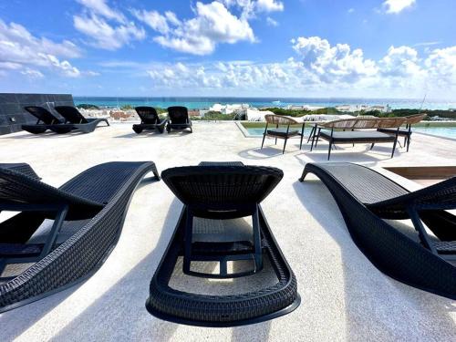 Ocean View Luxury Loft with Rooftop Pool & Sky Bar in Playa del Carmen, Mexico