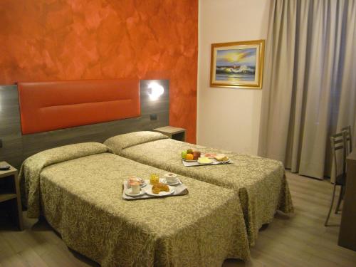 Hotel Siena - image 10