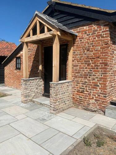POST BOX LODGE x