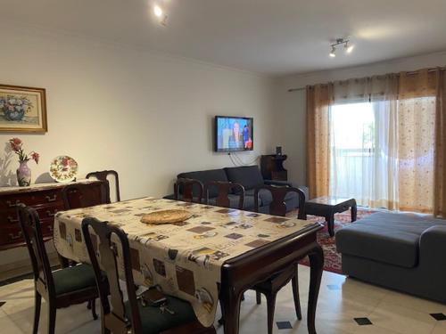 บริการและสิ่งอำนวยความสะดวก, Apartamento novo muito confortável com vista Rio (Apartamento novo muito confortavel com vista Rio) in อัลเกส