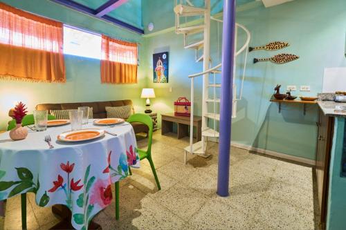 Konyha, Casa Congo & Casa Rayo Verde - Restaurante - Galeria de arte in Portobelo