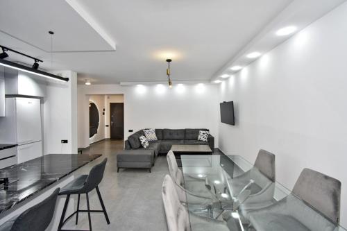 บริการและสิ่งอำนวยความสะดวก, Luxury Apartment, 2 bedrooms and 1 living room in Avan in อาวาน