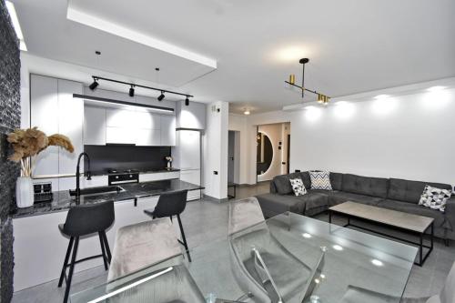 บริการและสิ่งอำนวยความสะดวก, Luxury Apartment, 2 bedrooms and 1 living room in Avan in อาวาน