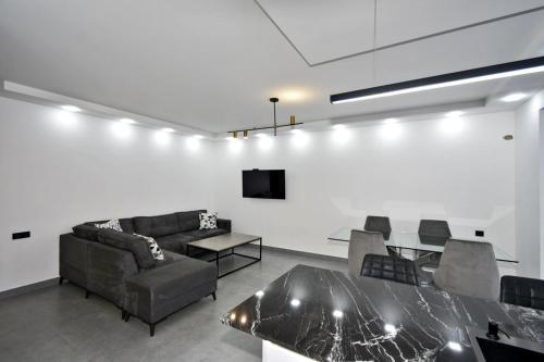 บริการและสิ่งอำนวยความสะดวก, Luxury Apartment, 2 bedrooms and 1 living room in Avan in อาวาน