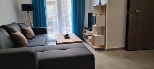 Brand new cozy apartment - Location saisonnière - Mesaíon Karlovásion