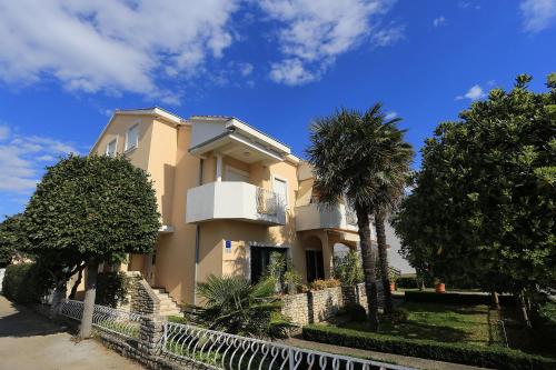 Villa Sonja by Adex Travel 1