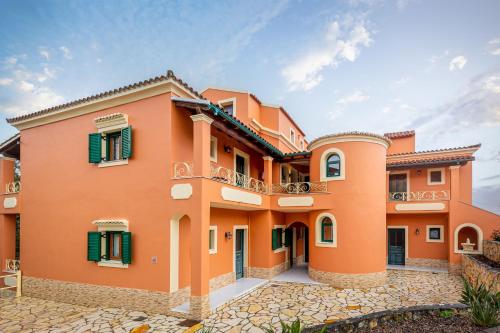 Lola Apartments in Corfu Island