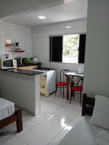 مطبخ, kitnet da sussu in Itapuã