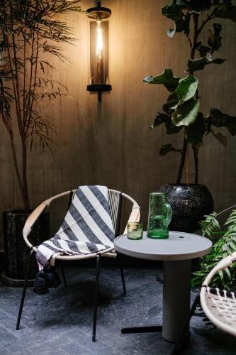 447938642 Colima 71 Art - Community - Hotel