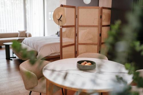 447940576 Colima 71 Art - Community - Hotel