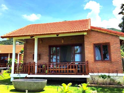 Lotus Home in Ham Ninh