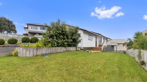 Crystal Clear - Snells Beach Holiday Home