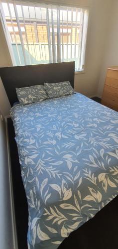 Home stay, Melton