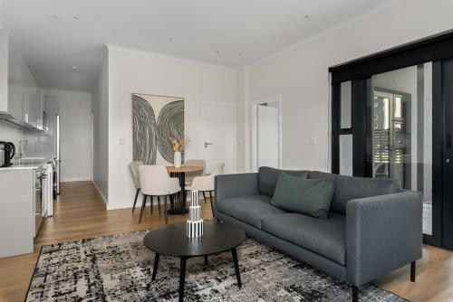 Newlands Peak Aparthotel by Totalstay - image 2