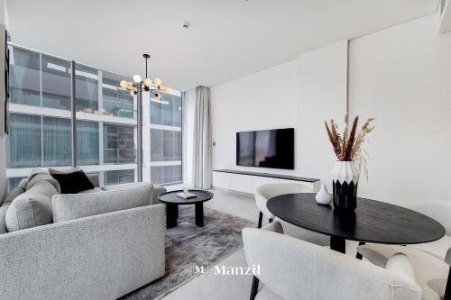 Spacious waterfront 1 BR at District One - image 11