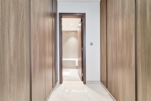 Spacious waterfront 1 BR at District One - image 9
