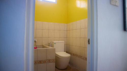 Bathroom, Omah Bagelen Homestay in Purworejo