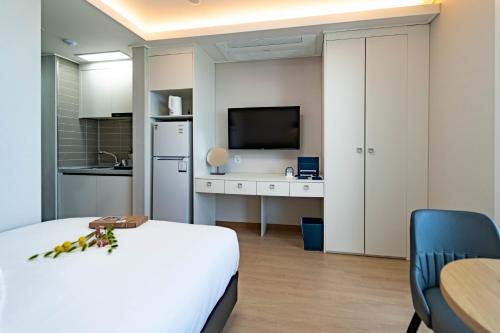 1 double bed
