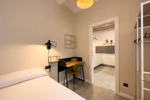 One-Bedroom Apartment image 10