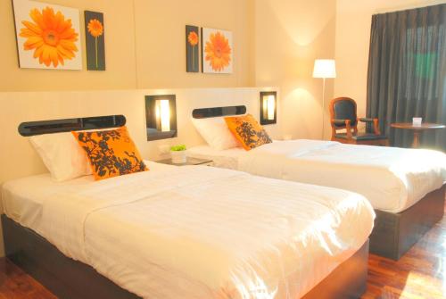 The Inn Saladaeng Room Type - Deluxe Double or Twin Room