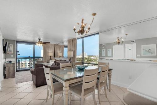 SunDestin 818 near The Back Porch