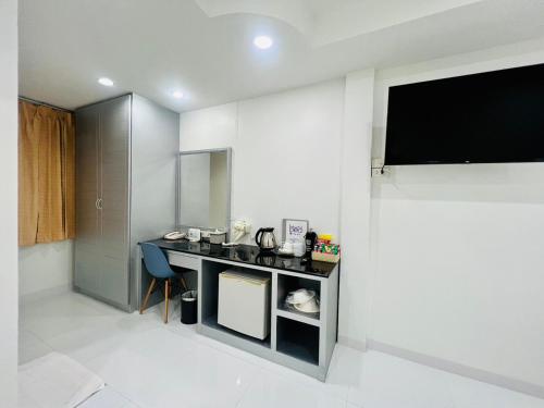 Bed by Tha-Pra Hotel Room Type - Deluxe Double Room with Extra Bed