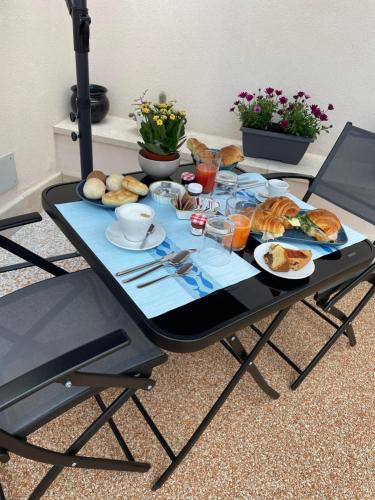 卡拉拉 Villino Micol camere a due passi dal mare 4星级 酒店 设施