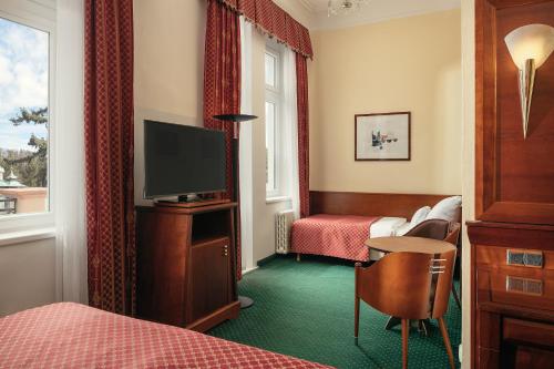 Lazensky Hotel Smetana - Vysehrad - image 14