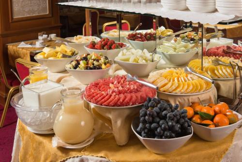 레스토랑, 호텔 베르나 (Hotel Berna) in 밀라노 /밀란