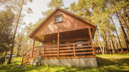 2 bedrooms, 6 beds
