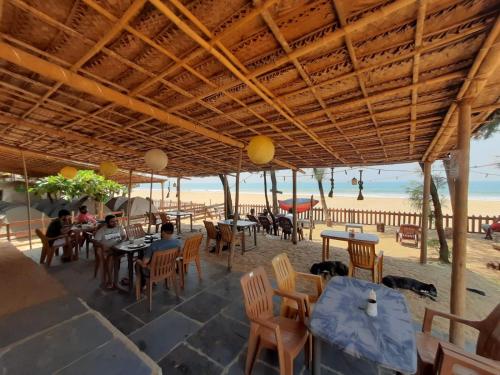 Trippr Gokarna - Beach Hostel in Gokarna